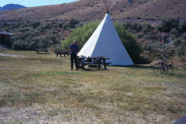 p8_10.jpg (44196 bytes)
